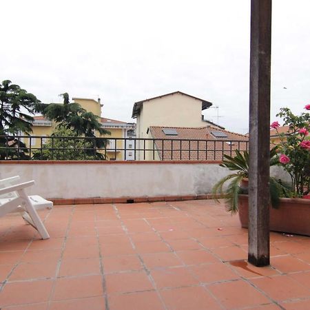 L'Arrocco Bed And Breakfast Marina Di Carrara Eksteriør billede