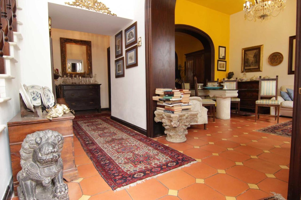L'Arrocco Bed And Breakfast Marina Di Carrara Eksteriør billede