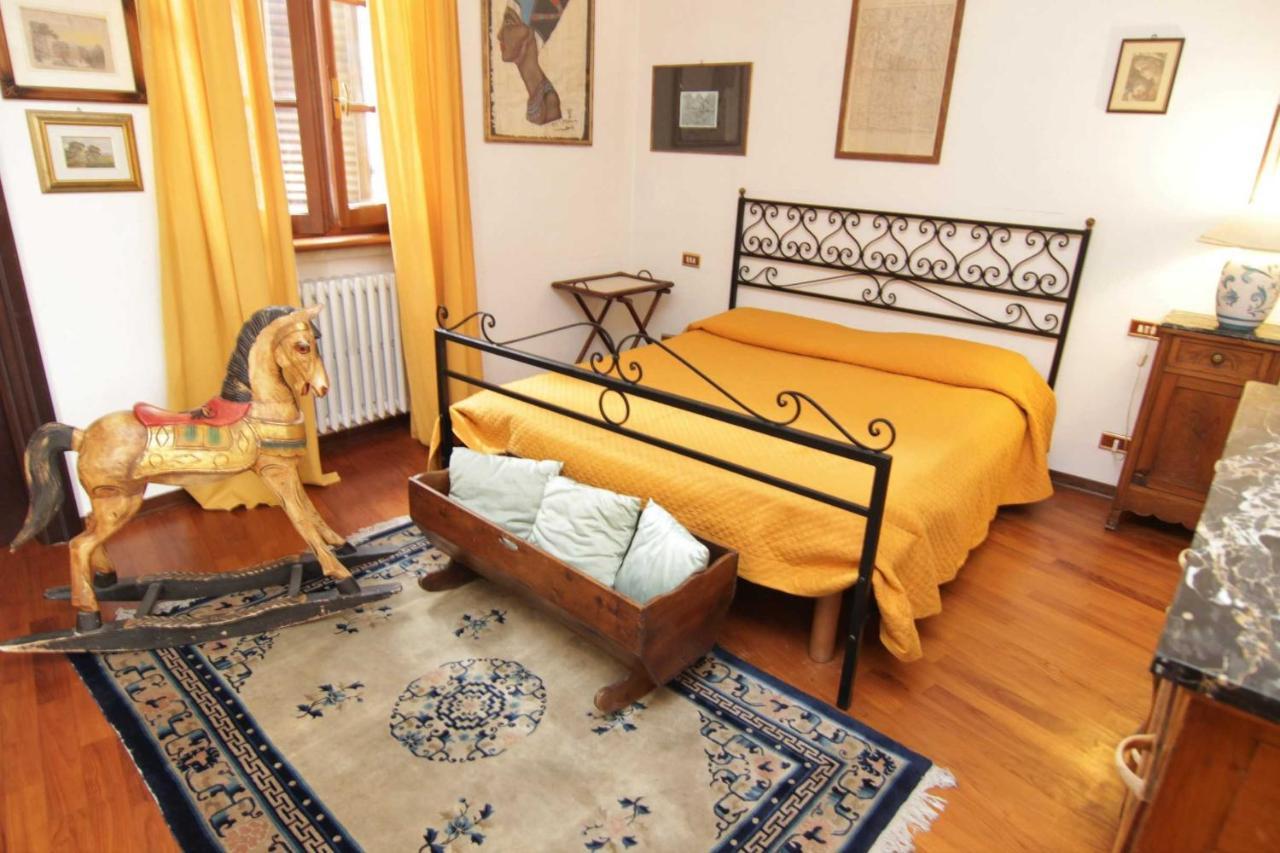 L'Arrocco Bed And Breakfast Marina Di Carrara Eksteriør billede